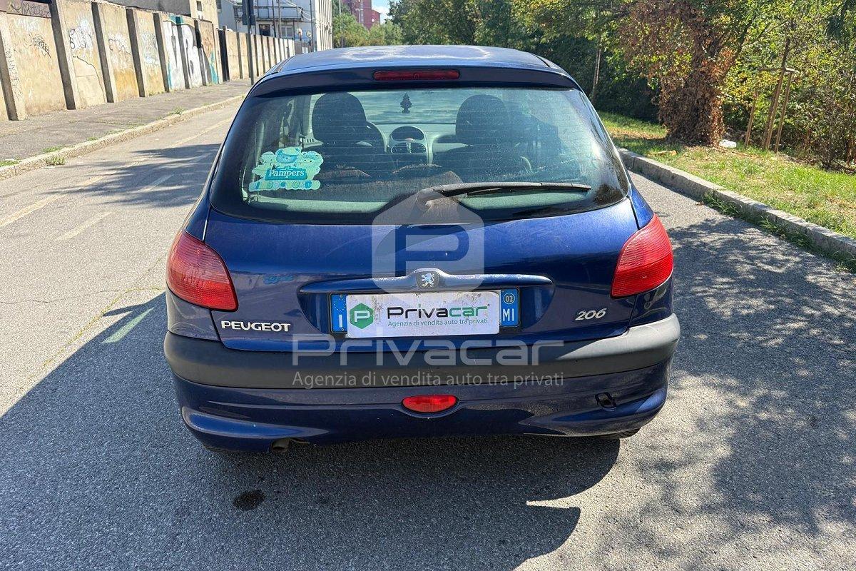 PEUGEOT 206 1.1 5p. XT