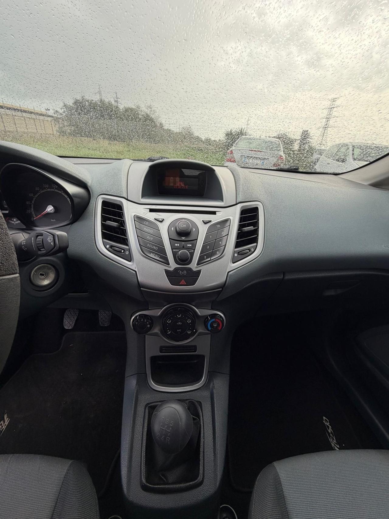 Ford Fiesta 1.4 Diesel 5 Porte- Neopatentati