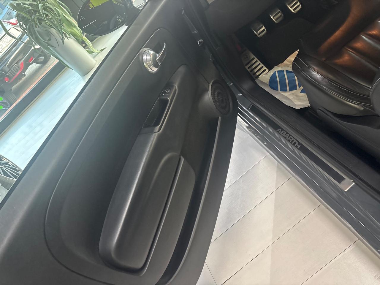 Abarth 595 1.4 Turbo T-Jet 165 CV Turismo