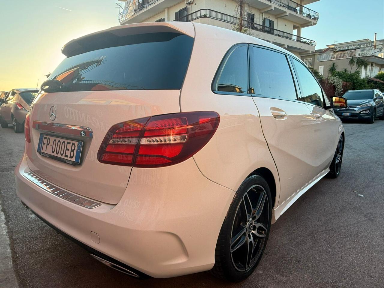 Mercedes-benz B 200 d 2.1 136cv Premium - 2018