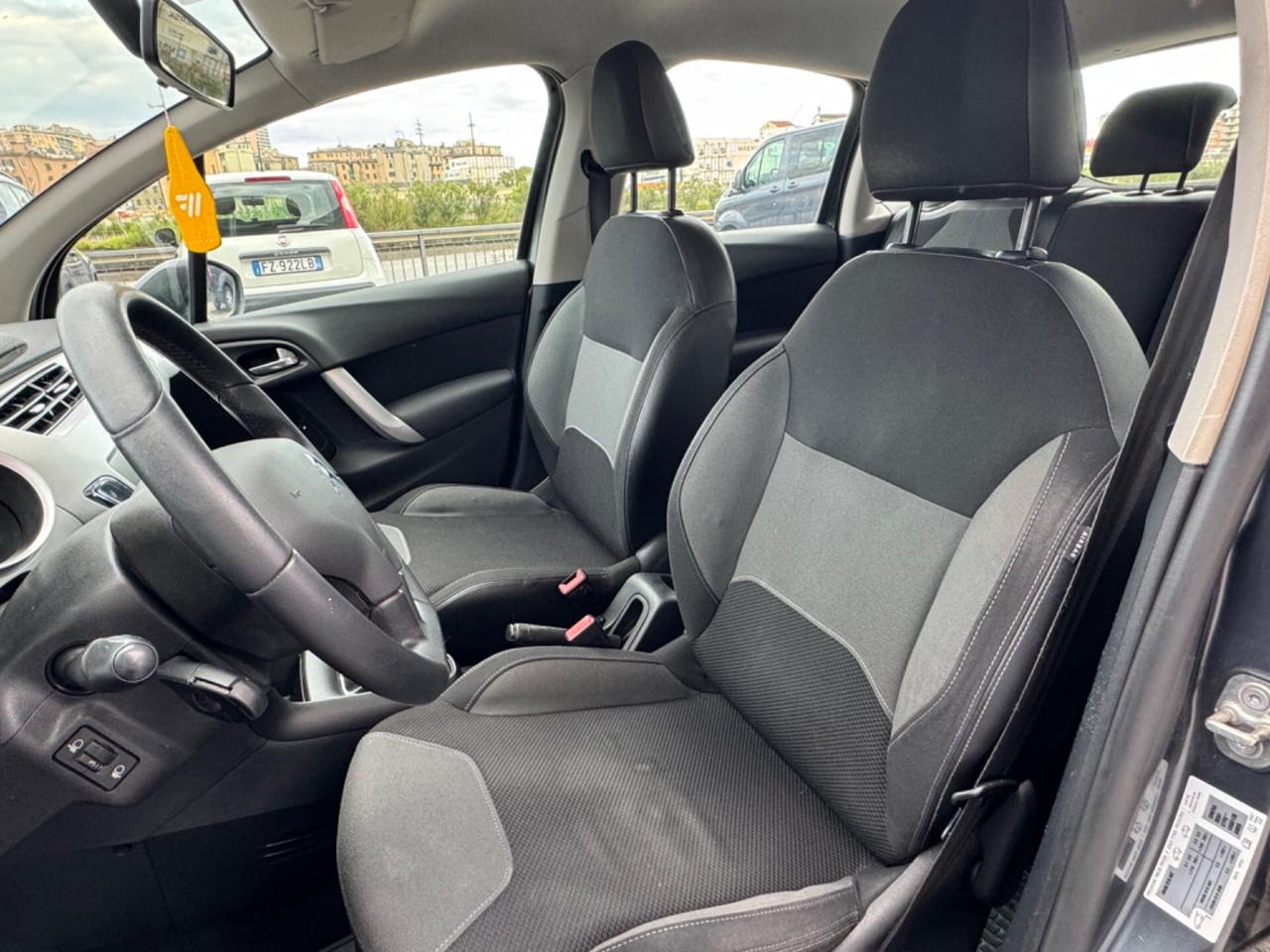 Citroen C3 1.4 HDi 70 Exclusive 2012 ok neopatentati