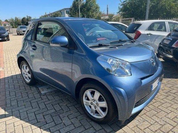 Toyota iQ 1.0 CVT Lounge