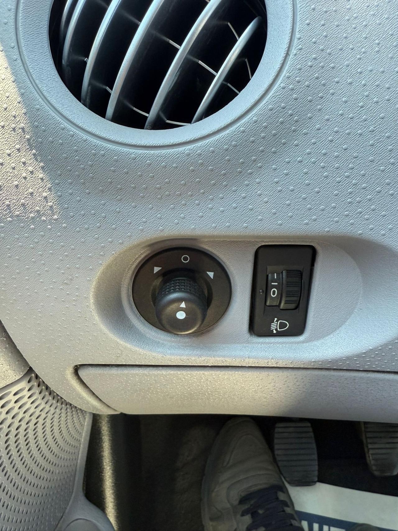 Citroen C3 1.1 Benz- Clima- Neopatentati