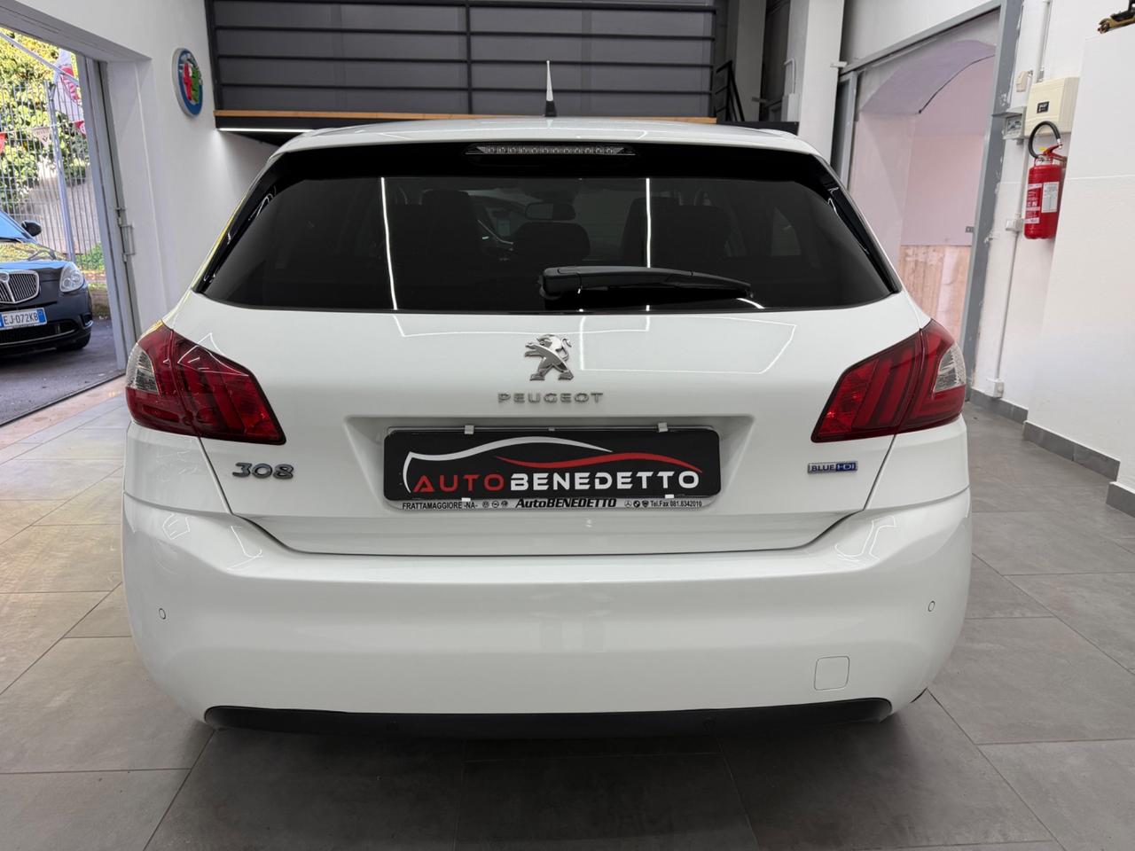 Peugeot 308 BlueHDi 120 S&S Allure