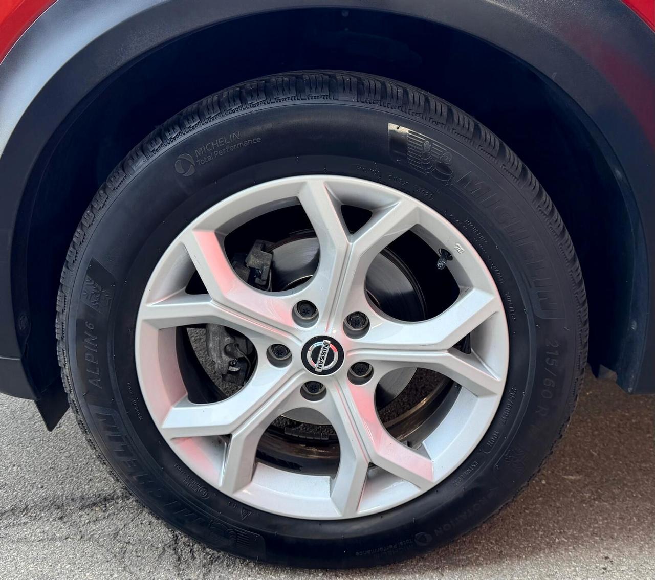 Nissan Juke 1.0 DIG-T 114 CV DCT Tekna