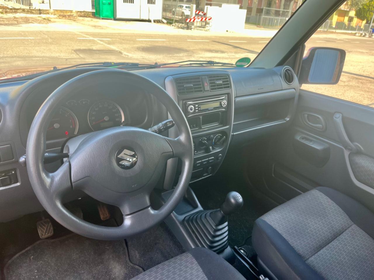 Suzuki Jimny 1.3i 16V cat 4WD JLX