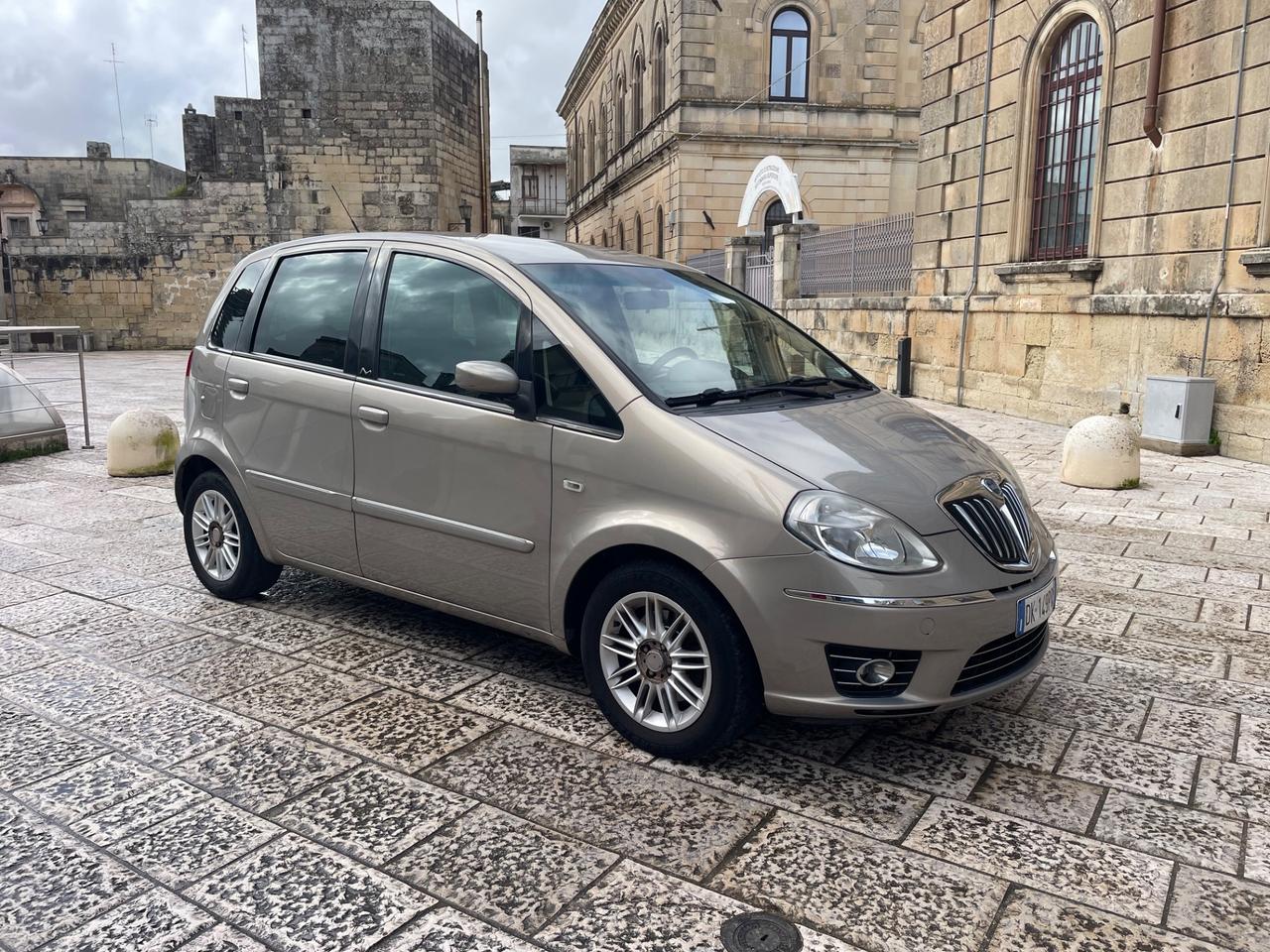 Lancia MUSA 1.3 Multijet 16V Oro