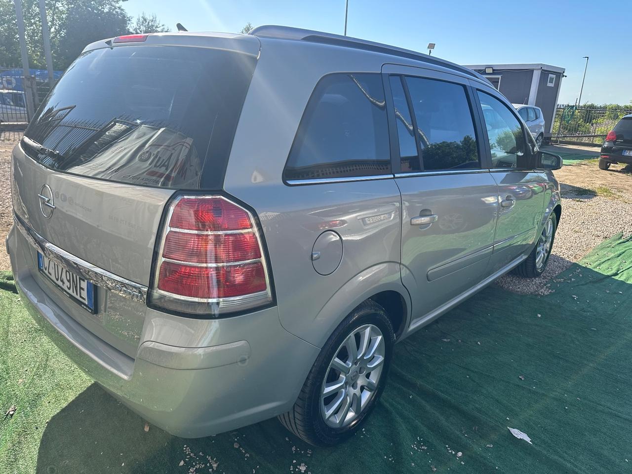 Opel Zafira 1.9 diesel 2007 7posti