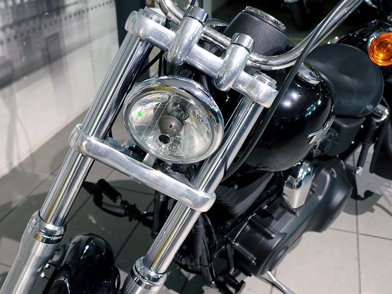 Harley Davidson FXDB Dyna Street Bob 1584