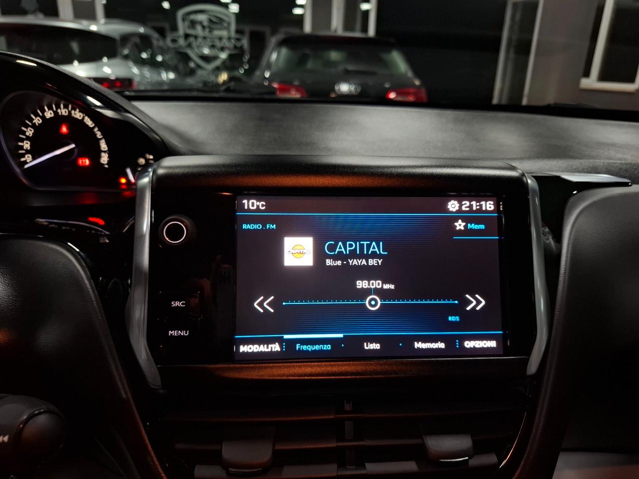 Peugeot 208 1.2 benzina NEOPATENTATO