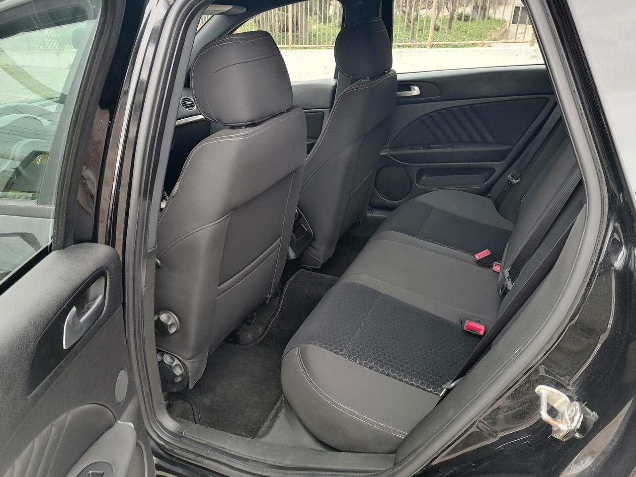 Alfa Romeo 159 2.0 JTDm Sportwagon SUPER 2012