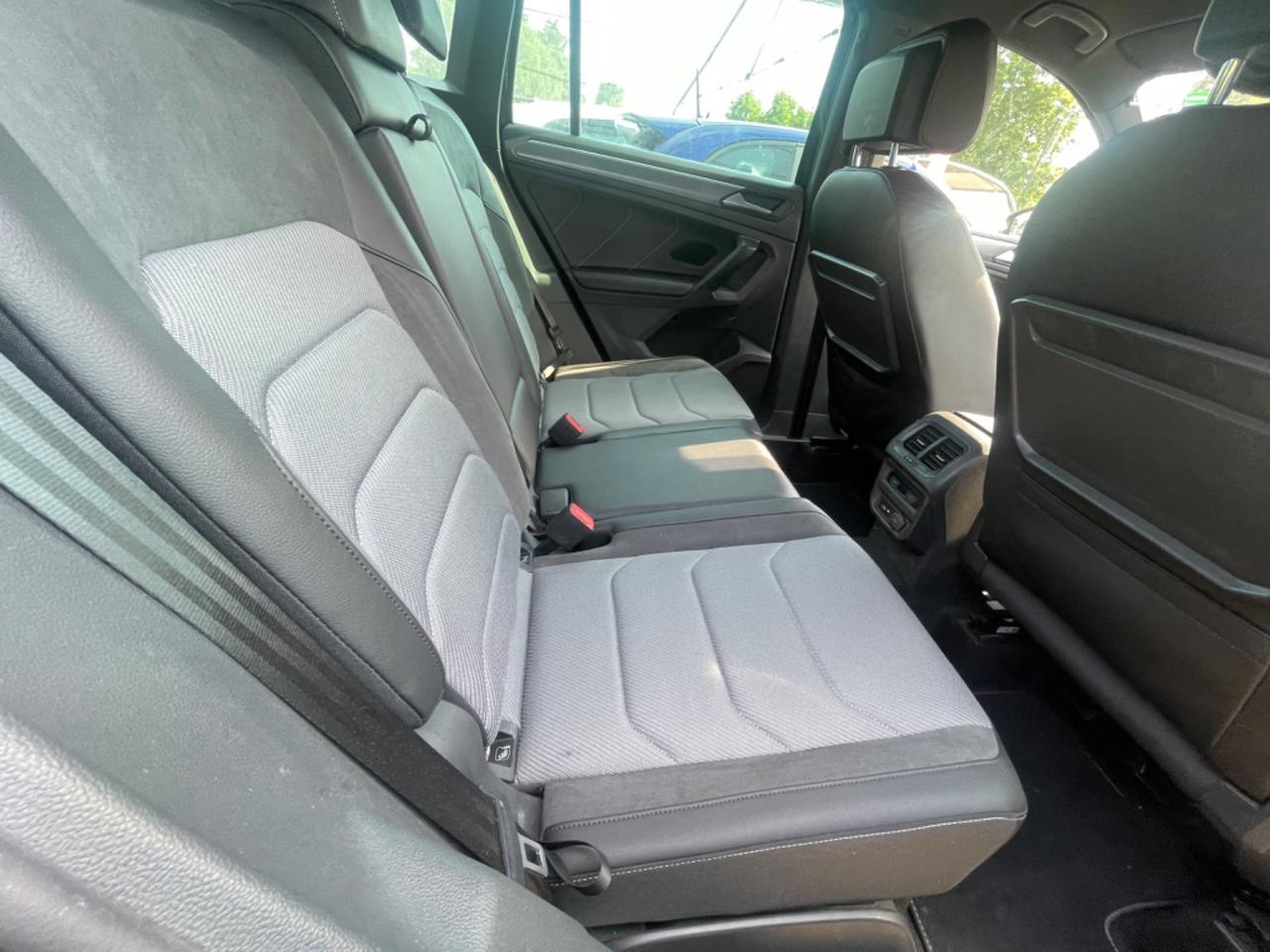 Volkswagen Tiguan 2.0 TDI Rline DSG Style BlueMotion Technology