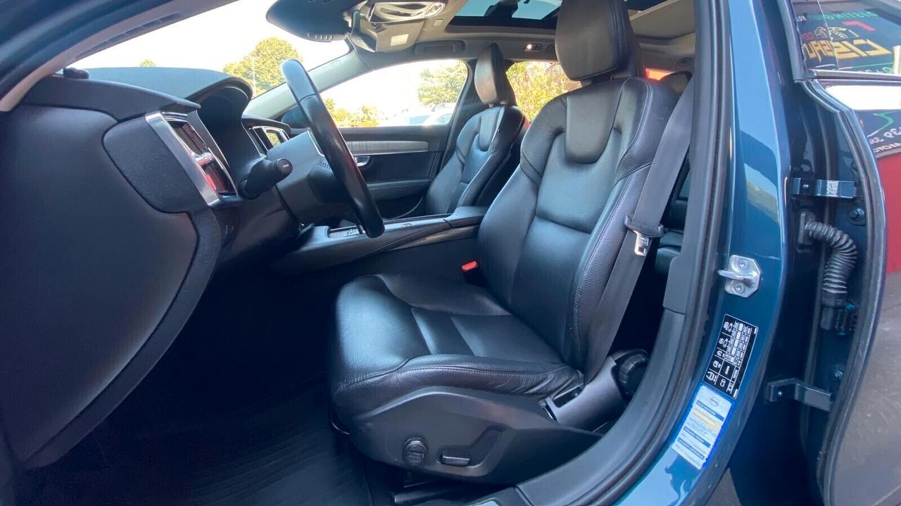 VOLVO V90 CROSS COUNTRY B4 (d) AWD 2.0 (197CV) - VIRTUAL COCKPIT, TETTO PANORAMICO, PELLE TOTALE