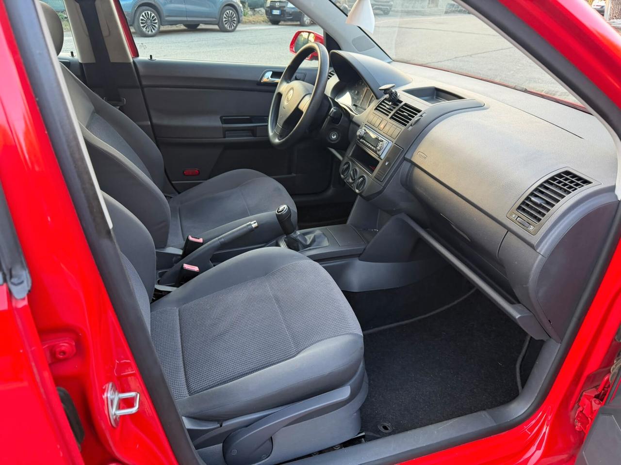Volkswagen Polo 1.2 benzina 76.000 KM