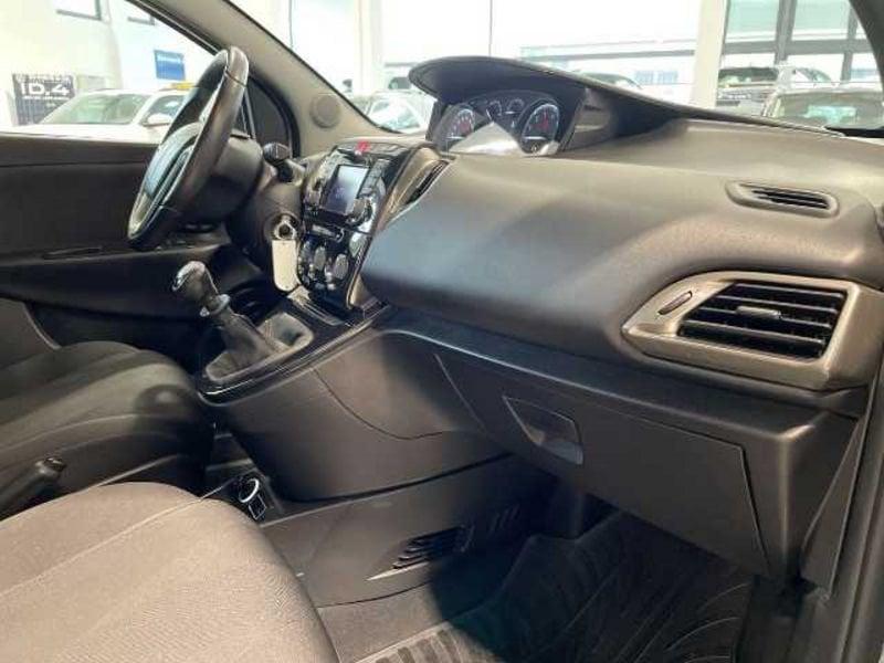 Lancia Ypsilon III 2015 1.2 Gold 69cv my18