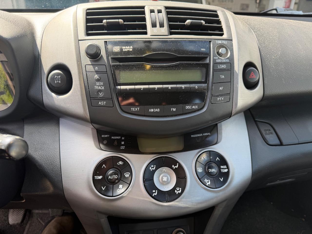 Toyota RAV 4 RAV4 2.2 D-4D 136 CV Luxury