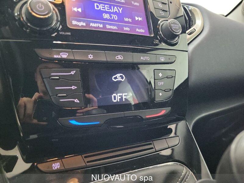 Lancia Ypsilon 1.2 69 CV 5 porte Mya