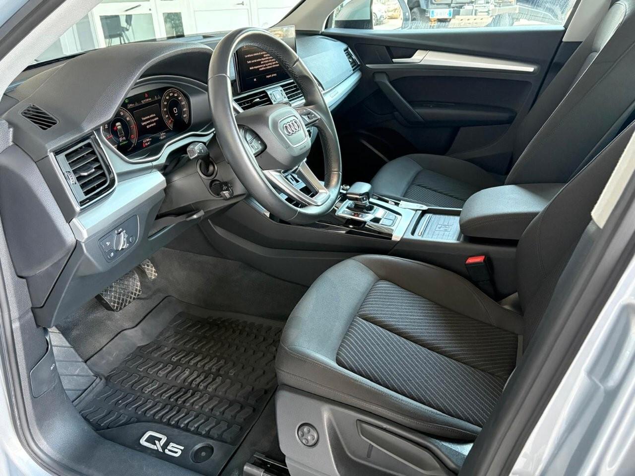Audi Q5 45 TFSI quattro S tronic Business Advanced