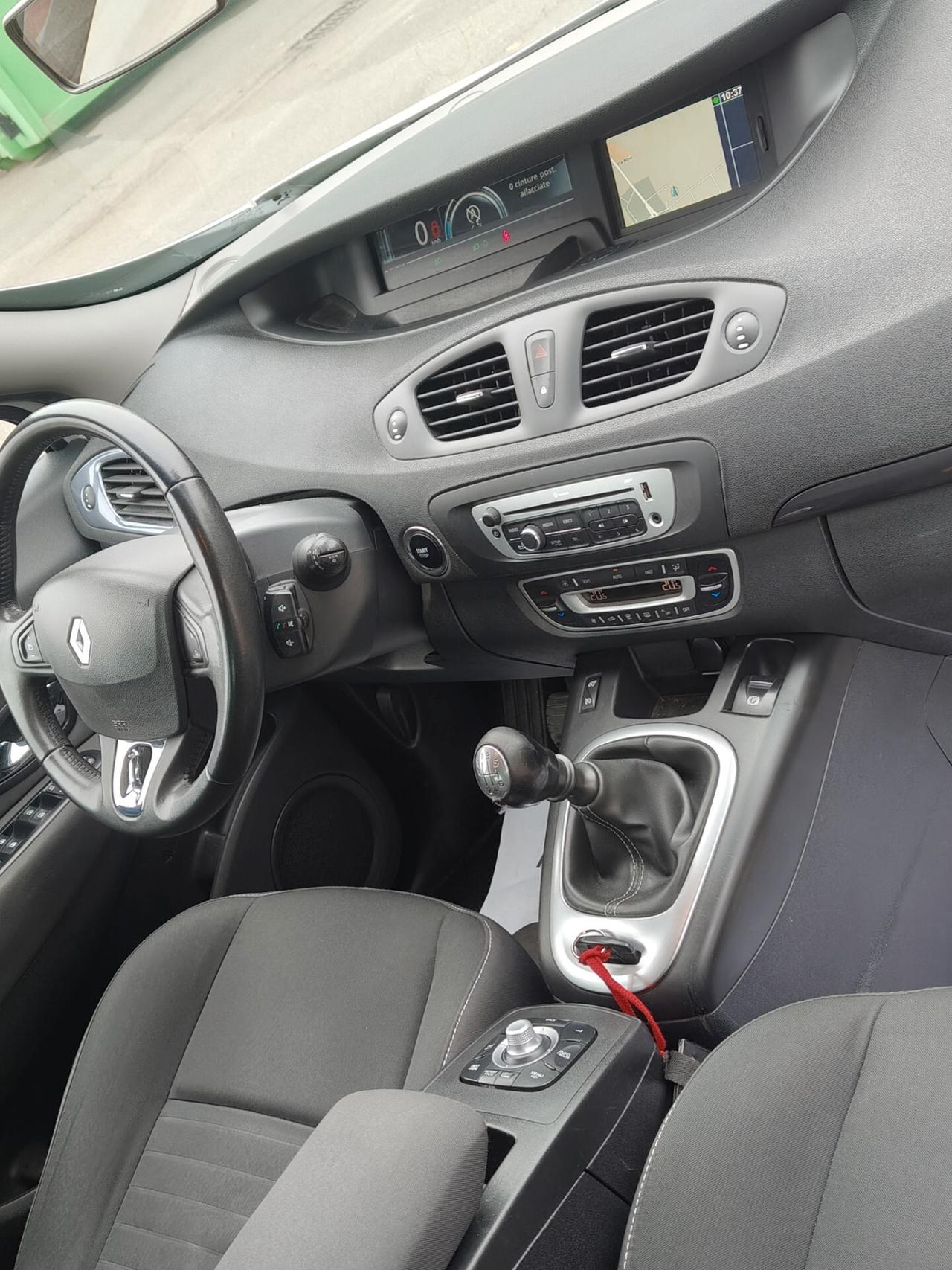 Renault Scenic Scénic XMod dCi 95 CV Start&Stop Energy Limited