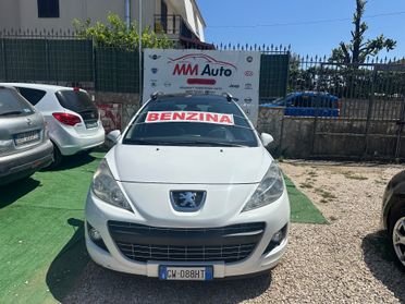 Peugeot 207 1.4 benzina 2011