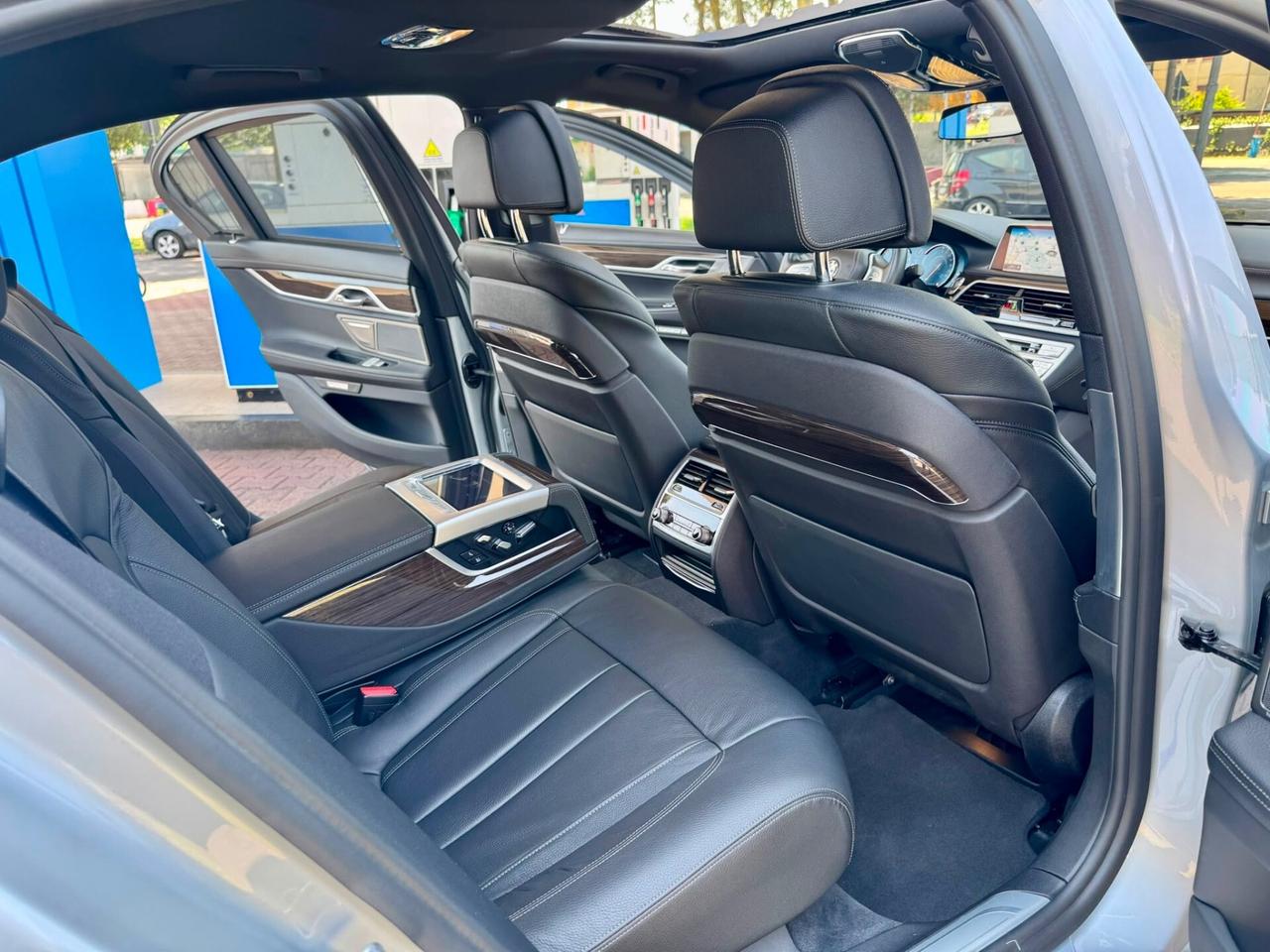 Bmw 740e Eccelsa 65.000km perfetta in tutto full optional
