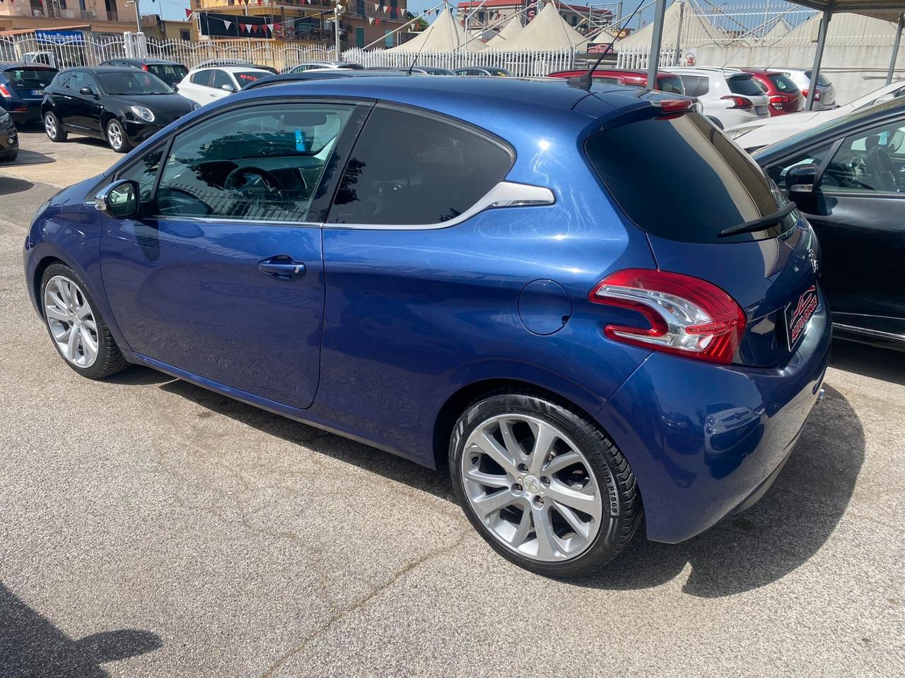 Peugeot 208 1.6 e-HDi 92 CV Stop&Start 3 porte Active