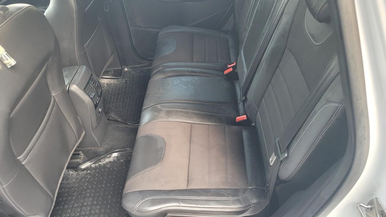 Ford Kuga 2.0 TDCI 140 CV 4WD Titanium