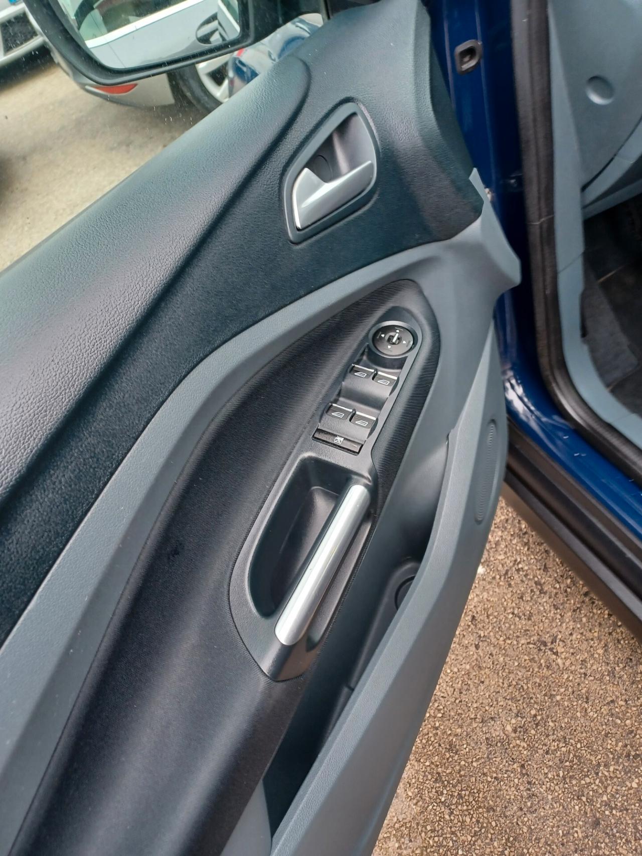 Ford C-Max 1.6 BENZINA UNICO PROPRIETARIO