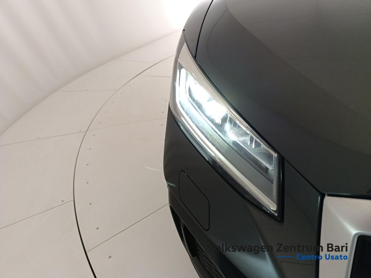 Audi Q2 30 2.0 tdi business s-tronic