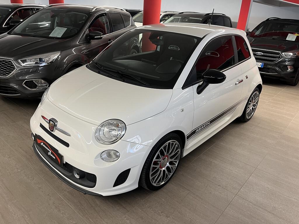 Abarth 500 1.4 Turbo 140CV