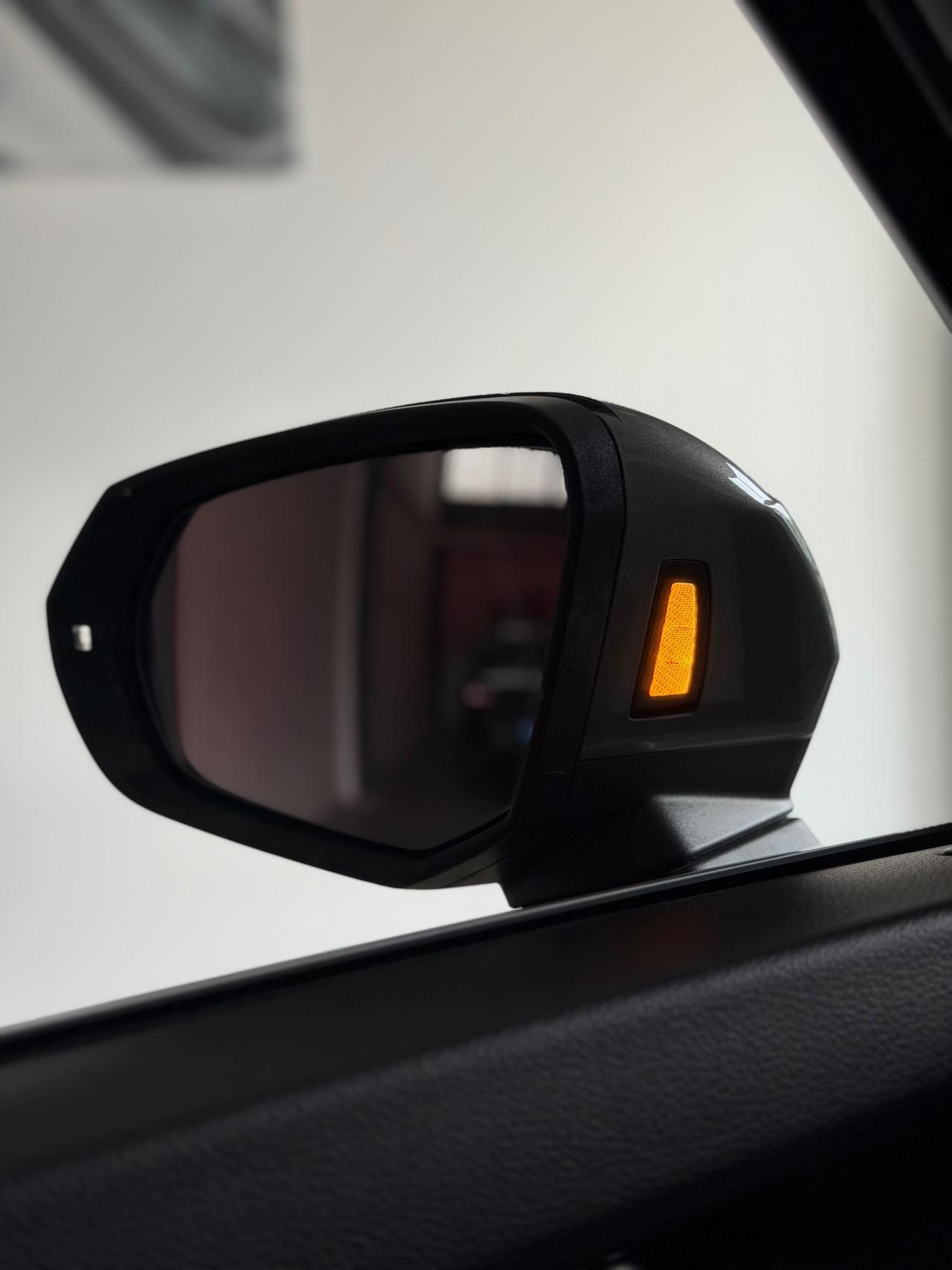 Audi Q3 35 2.0 Tdi 150CV STronic FARI FUL LED