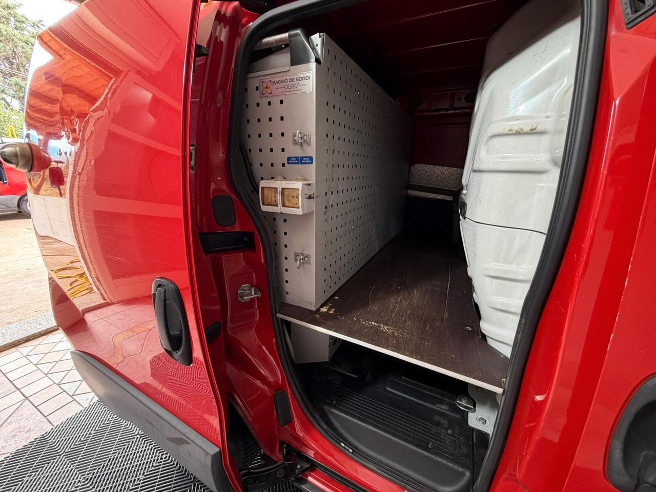 Fiat Fiorino 1.3 mjt 95cv - OFFICINA MOBILE (smontabile)