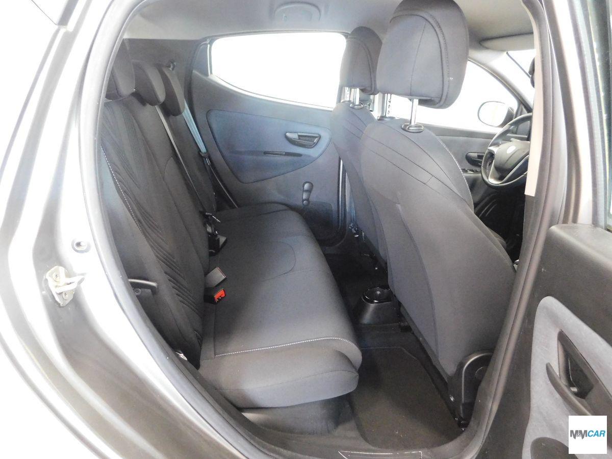 LANCIA - Ypsilon - 1.0 FireFly 5p. S&S Hybrid Oro