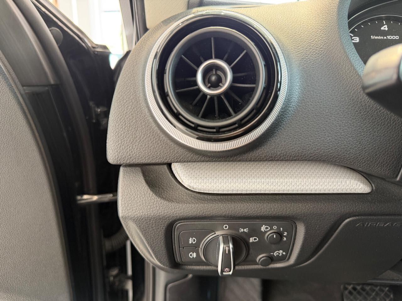 Audi A3 1.6 TDI clean diesel Ambition