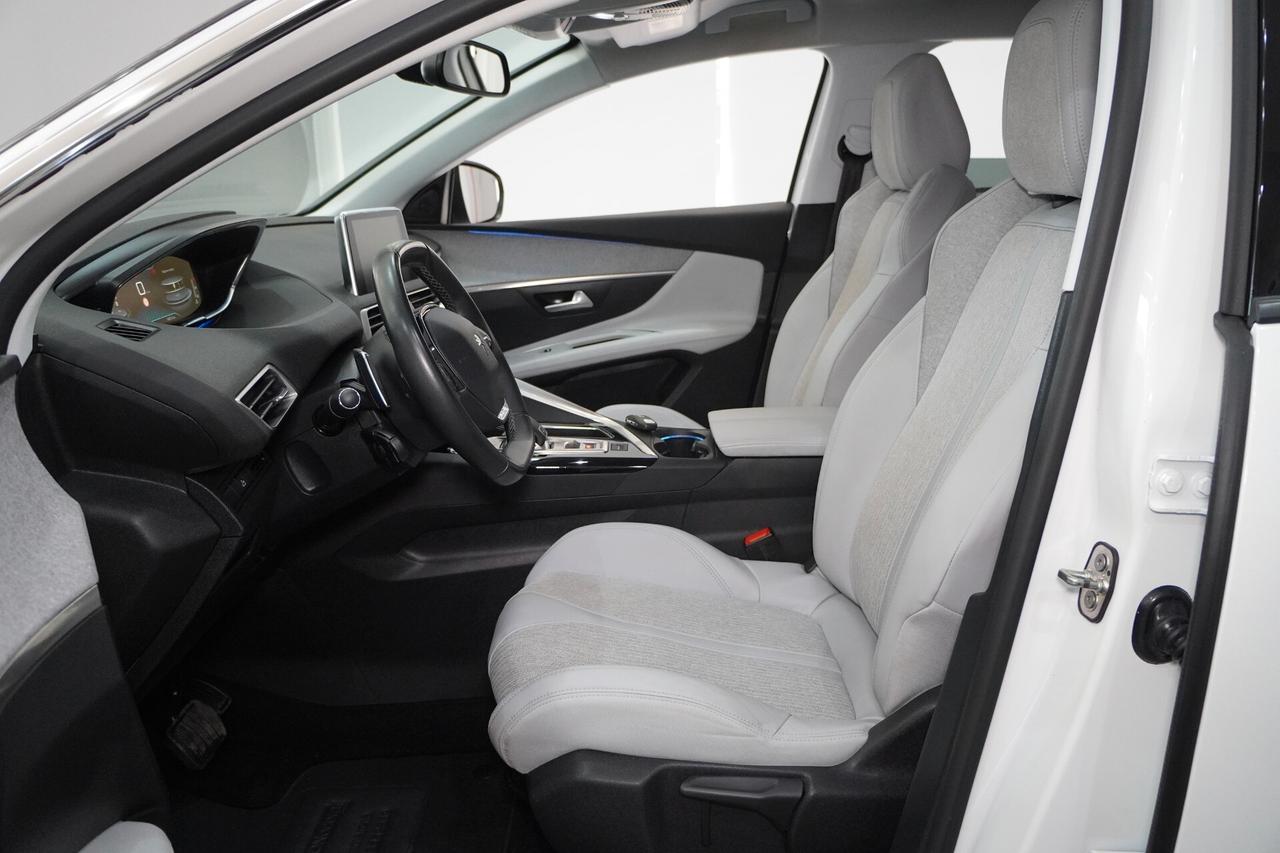 Peugeot 3008 1.2T EAT8 130cv ALLURE
