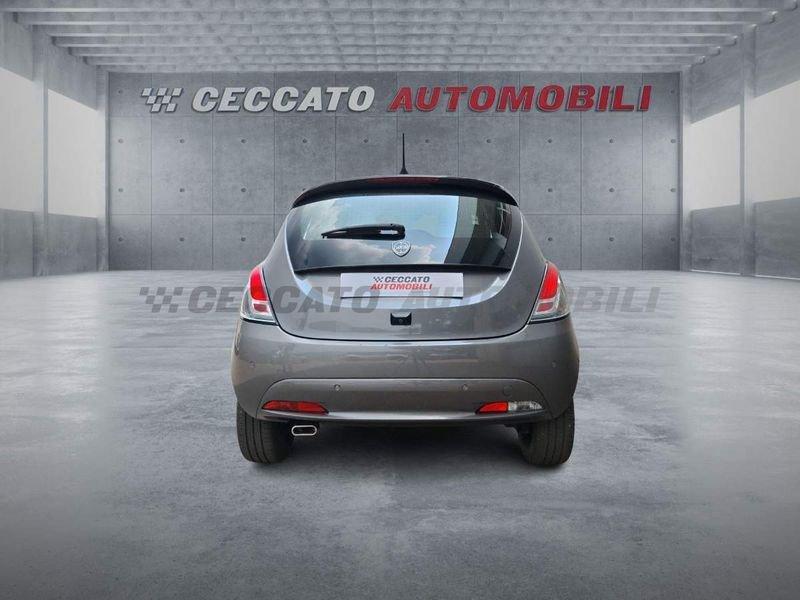 Lancia Ypsilon Ypsilon 1.0 firefly hybrid Platino s&s 70cv