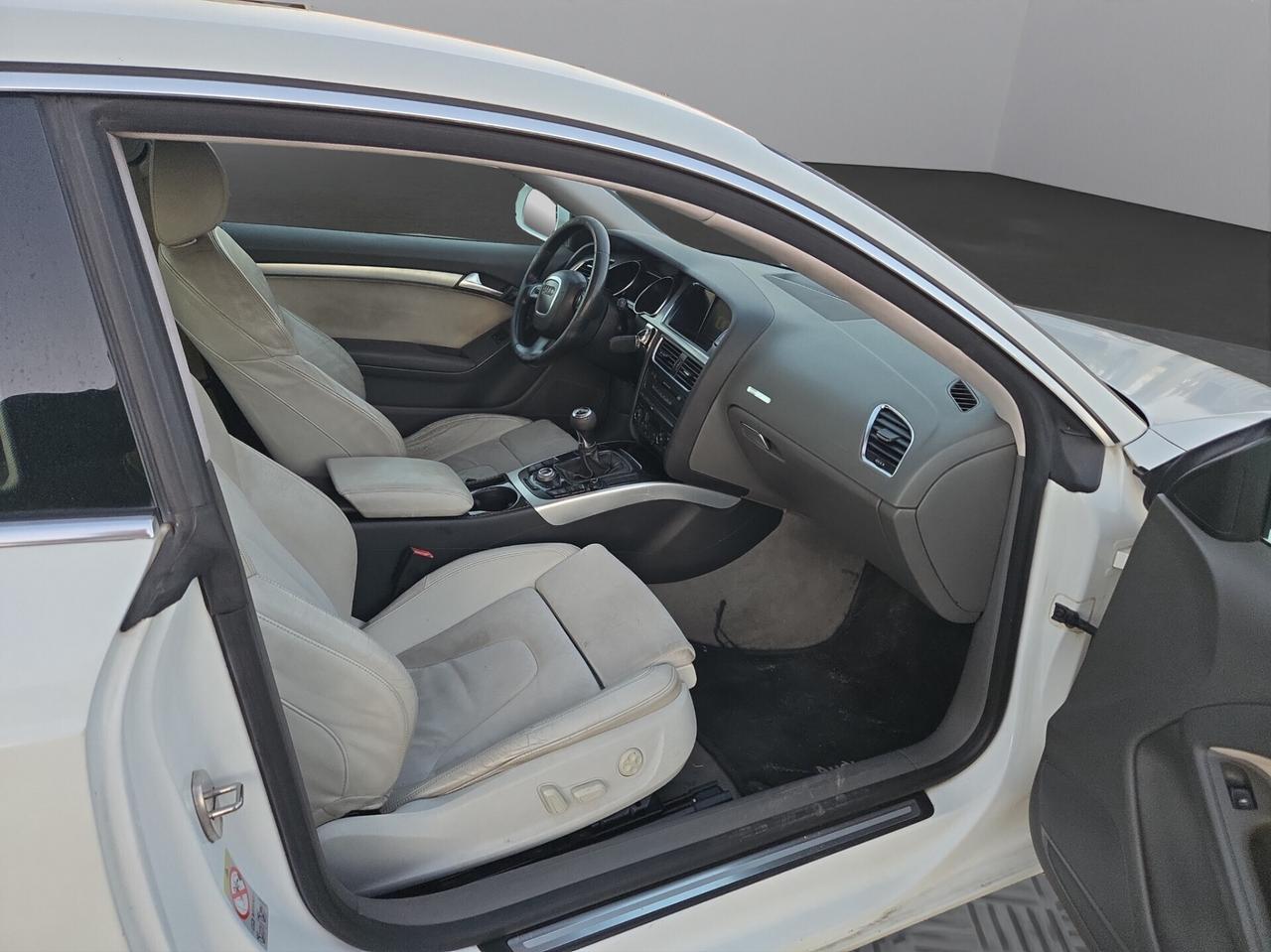 Audi A5 2.0 TFSI 180 CV Ambition