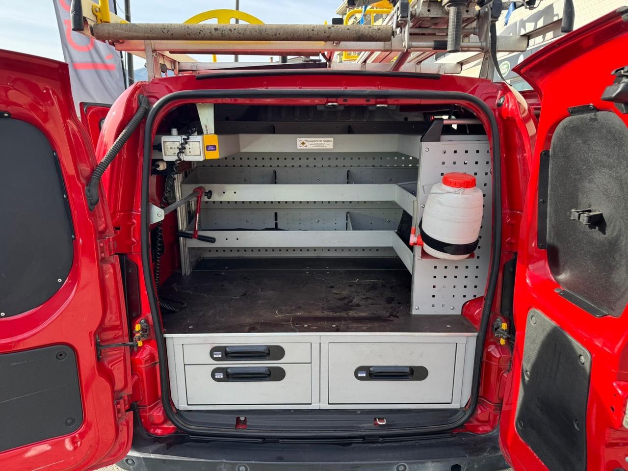 Fiat Fiorino 1.3 MJT 95CV Combinato Adventure