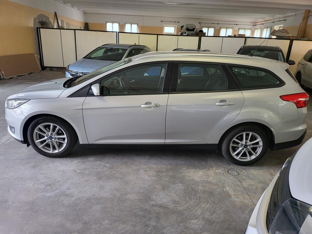 Ford Focus 1.5 TDCi 120 CV Start&Stop SW AUTOCARRO N1 4posti