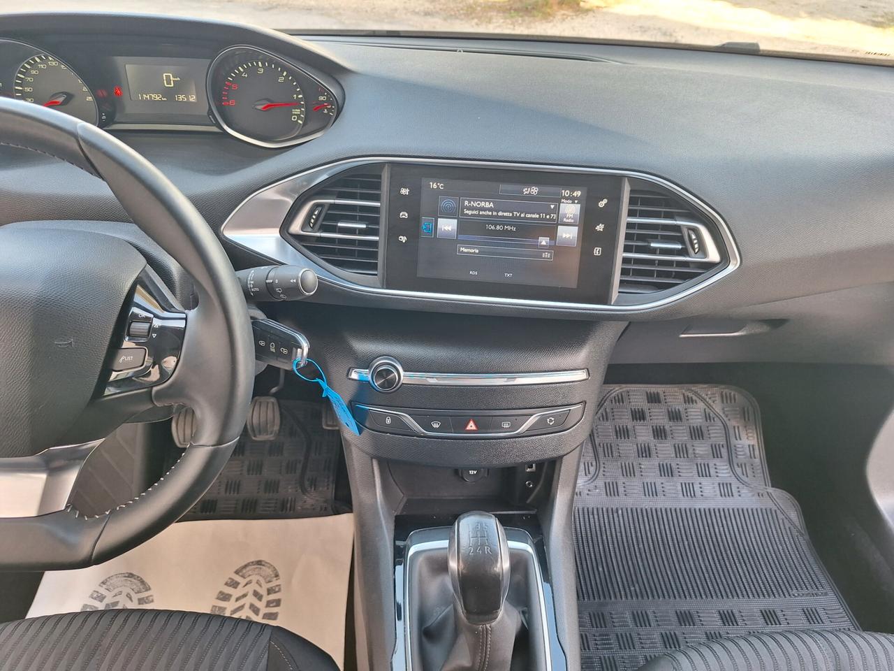 Peugeot 308 1.6 HDi "BERLINA" 114000 KM 2014