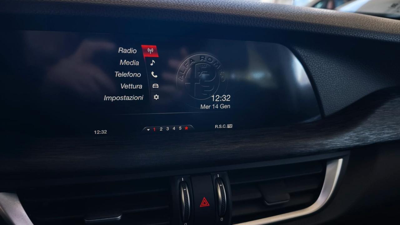 Alfa Romeo Stelvio 2.2 Turbodiesel 190 CV AT8 Q4 Super