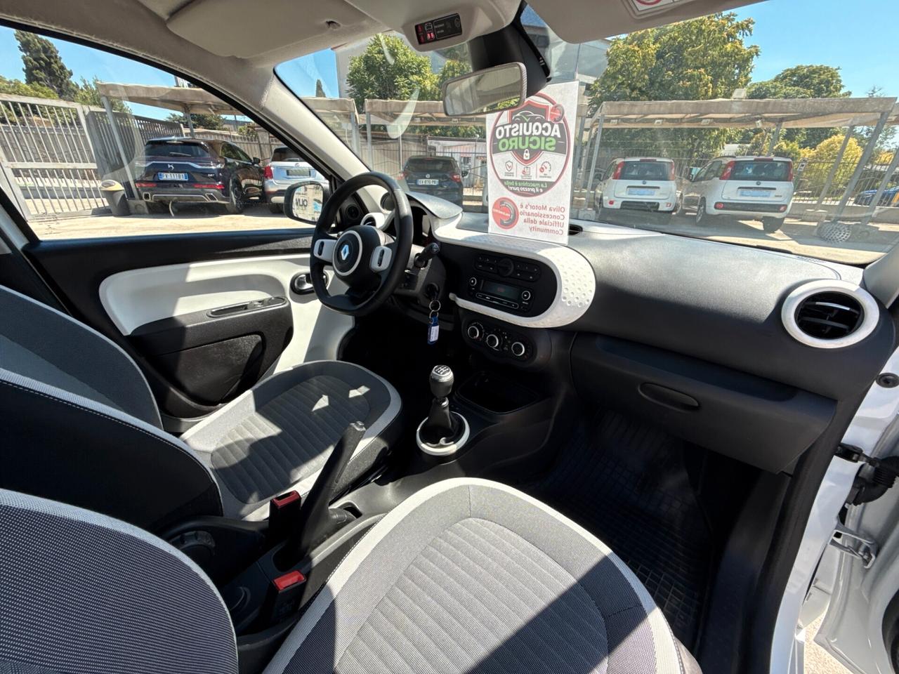 Renault Twingo 1.0 Limited 70cv