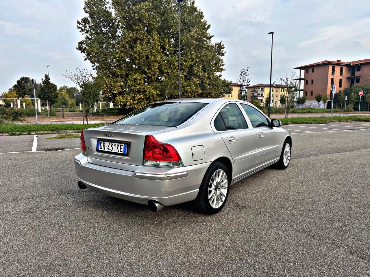 Volvo S60 2.4 D5 Style 163cv