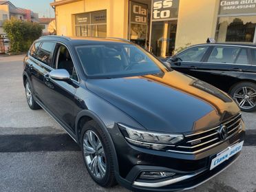 Volkswagen Passat Alltrack 2.0 TDI 200 CV 4MOTION DSG