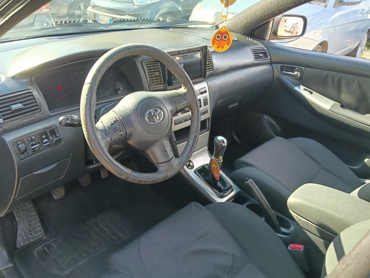 Toyota Corolla 2.0 16V D-4D 5 porte