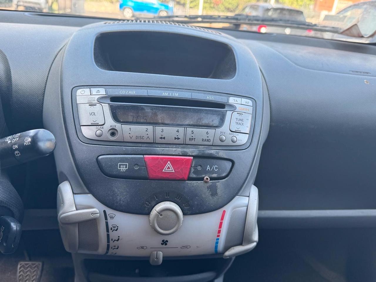 Peugeot 107 1.0 68CV NEOPATENTATI