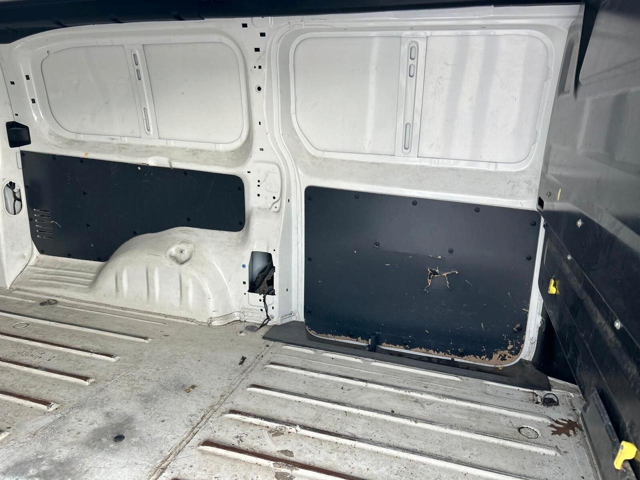 Peugeot Expert PREMIUM BlueHDi 100 PL-TN Furgone SPOTICAR