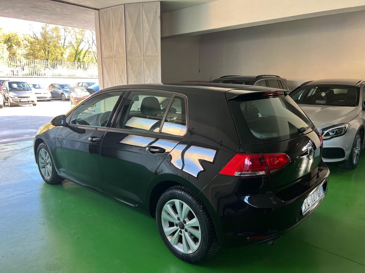 Volkswagen Golf 1.6 TDI 110 CV 5p. Highline BlueMo