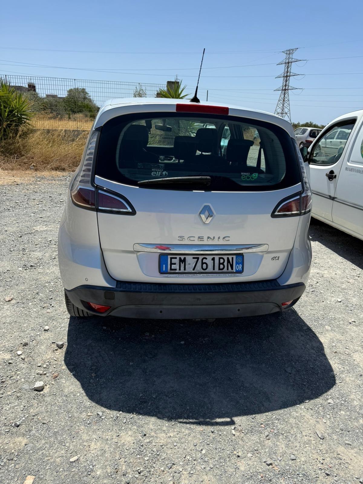Renault Scénic XMod 1.5 dCi 110CV- Navigatore-Neopatentati