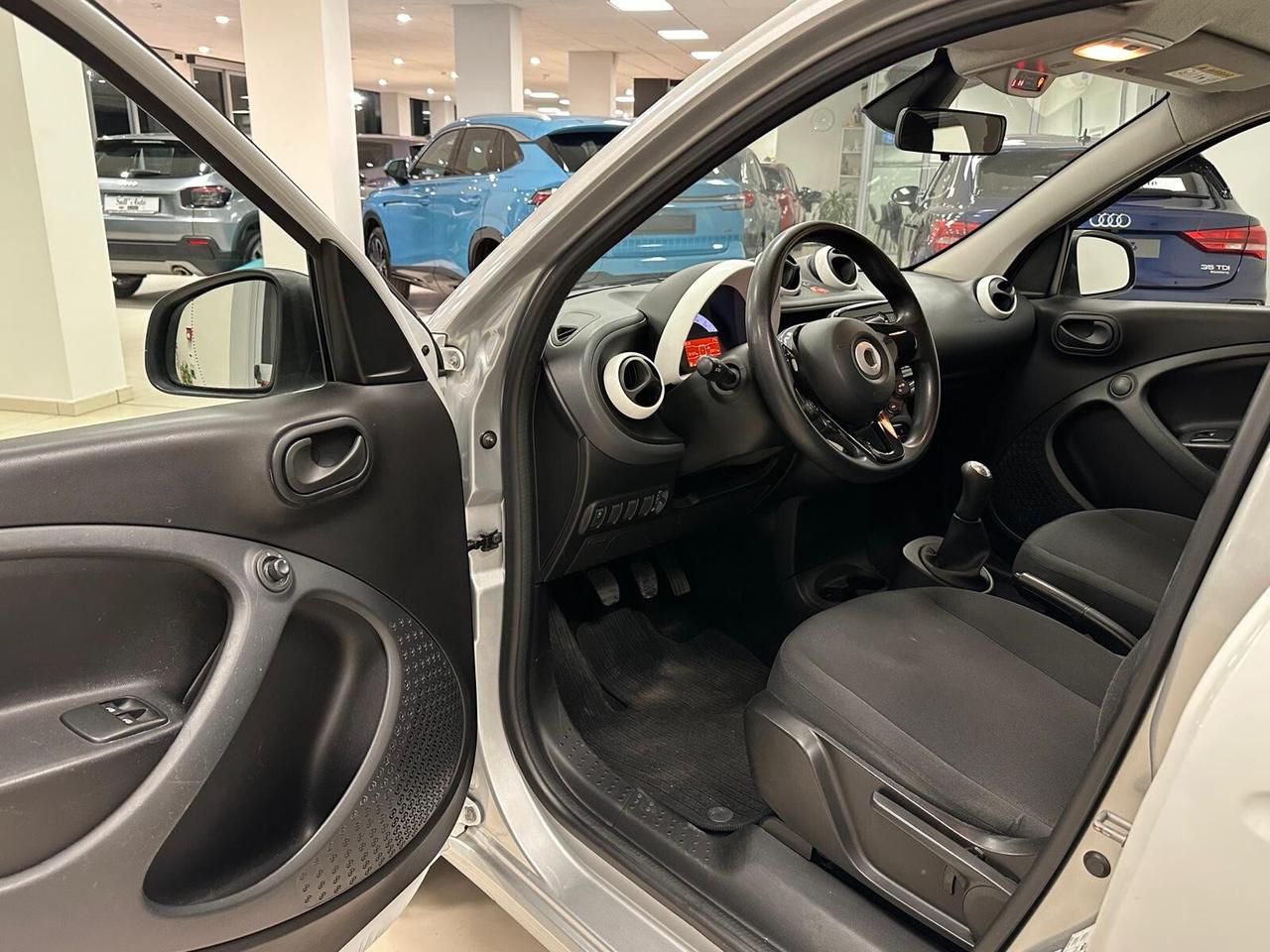 Smart ForFour 70 1.0 Passion Manuale - 2017